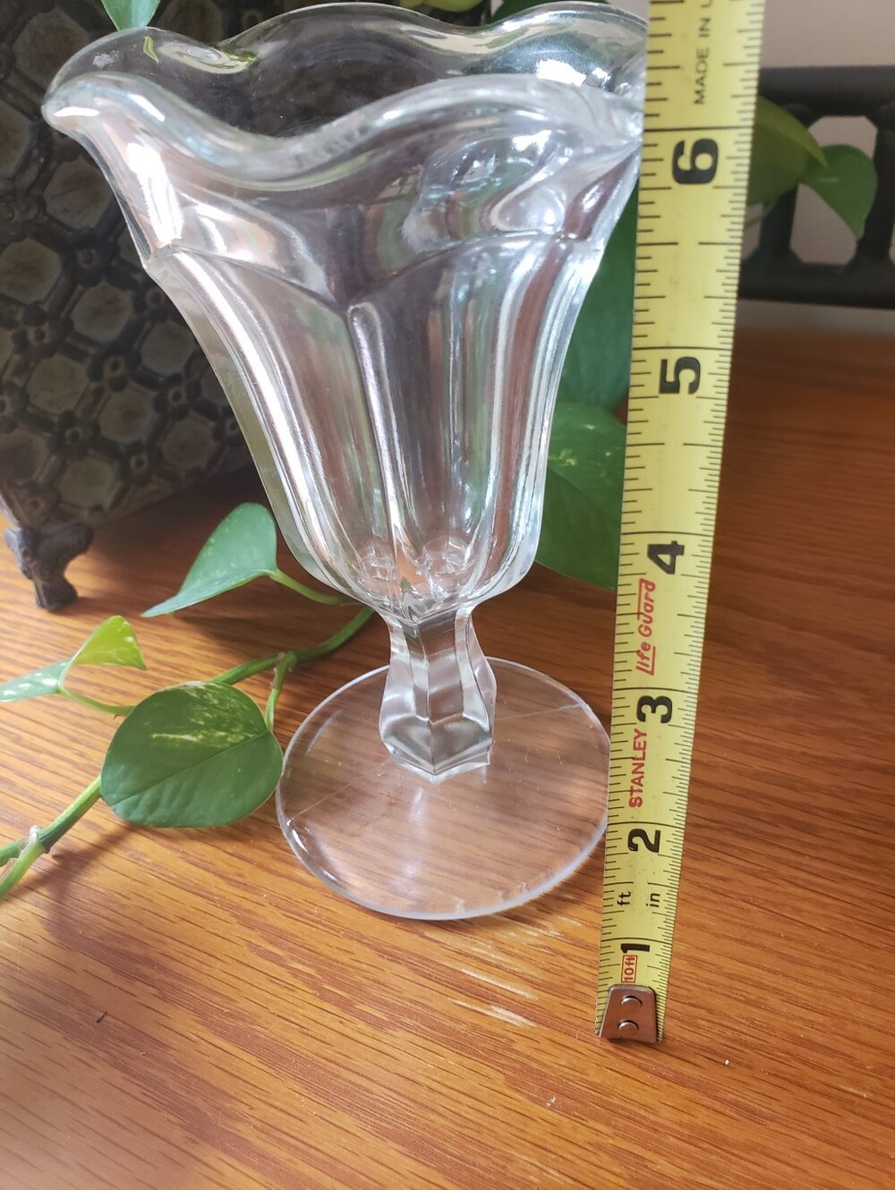 Vintage Assortment of Clear Footed Glass Sundae/Dessert Cups (Set Of 4) - Picture 6 of 10